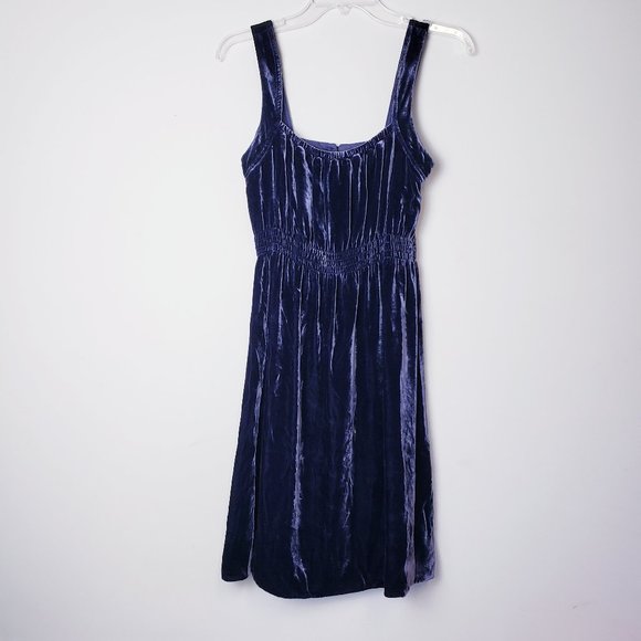Anthropologie Dresses & Skirts - Anthro Odille Lush Velvet Sleeveless Dress